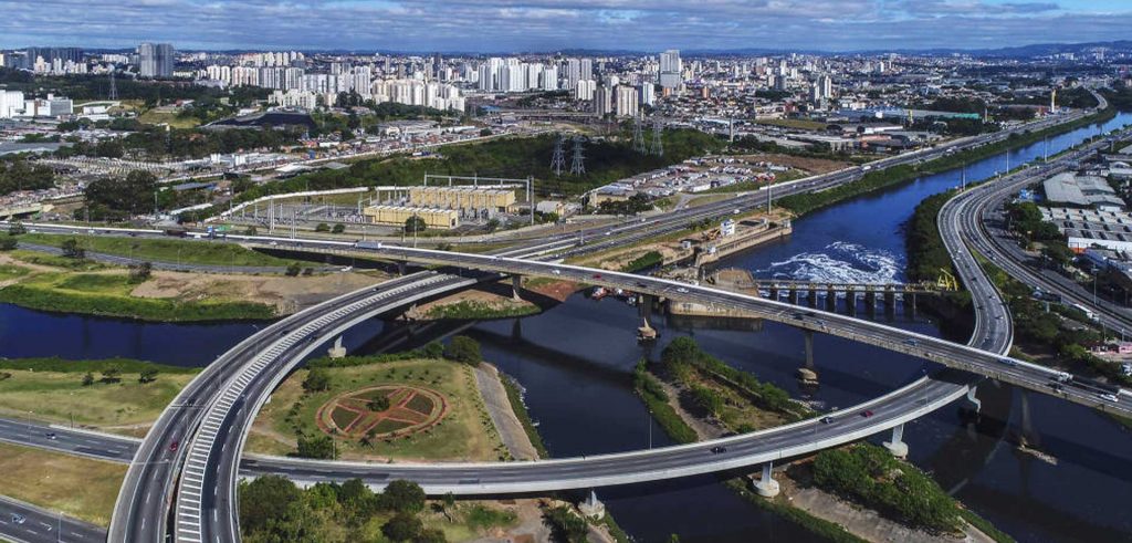 Liberação de milhões de metros quadrados em novas construções e prédios na marginal dos rios Pinheiros, Tietê e Tamanduateí é tema de debate.
