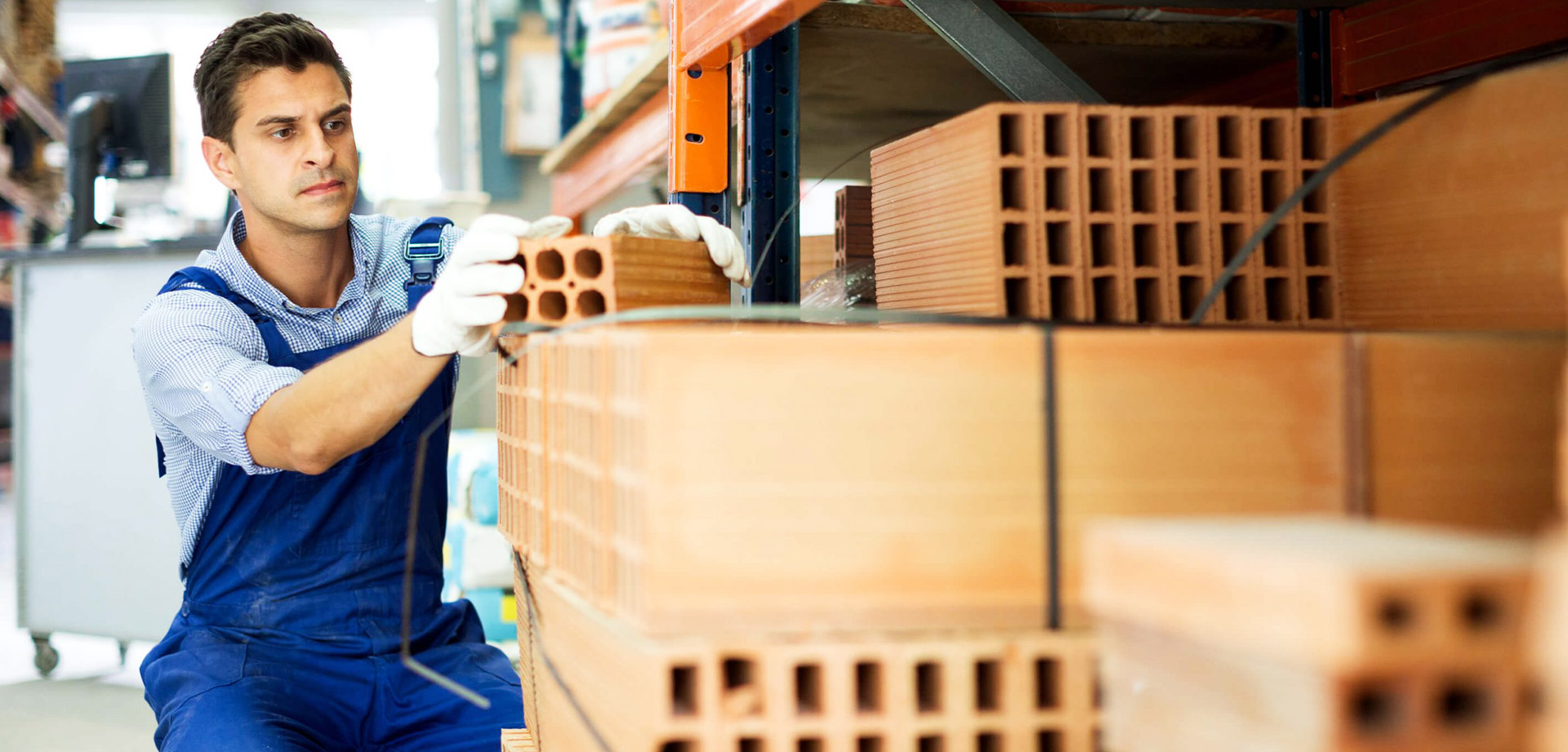 A previsão de vendas da indústria de materiais de construção subiu para 4,5% em 2024, impulsionada pelo crescimento da economia, aumento de lançamentos imobiliários e demanda por reformas